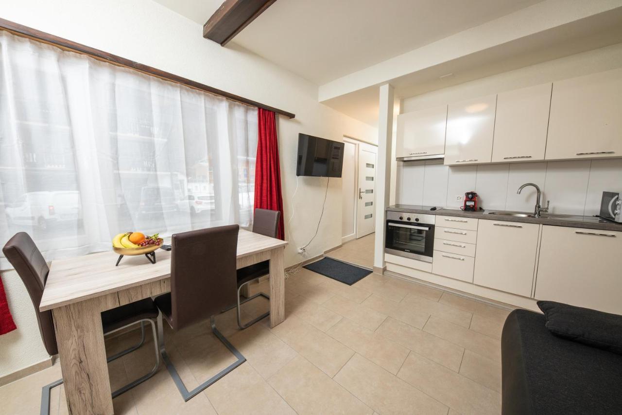 Appartamento Haus Astoria Saas-Grund Esterno foto