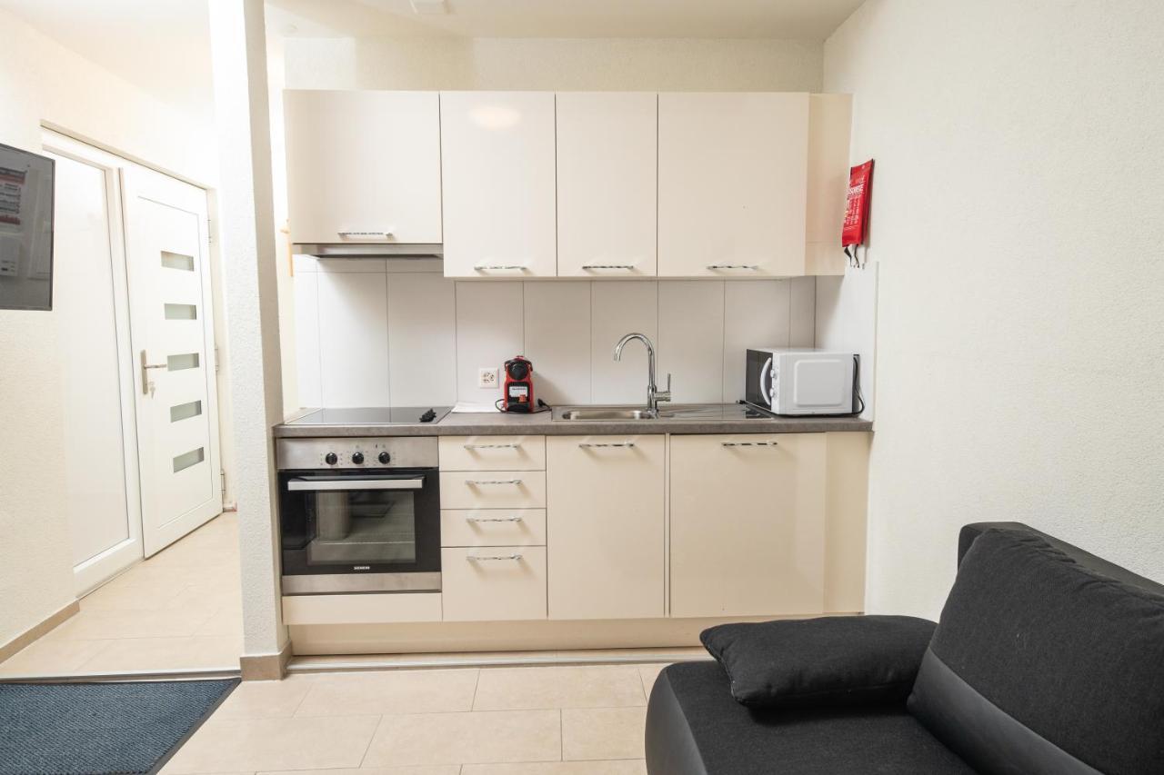Appartamento Haus Astoria Saas-Grund Esterno foto